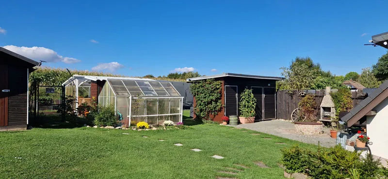 Möbliertes Monteurzimmer in Gefell mit Bett, Schreibtisch und ruhiger Lage nahe A9 A72